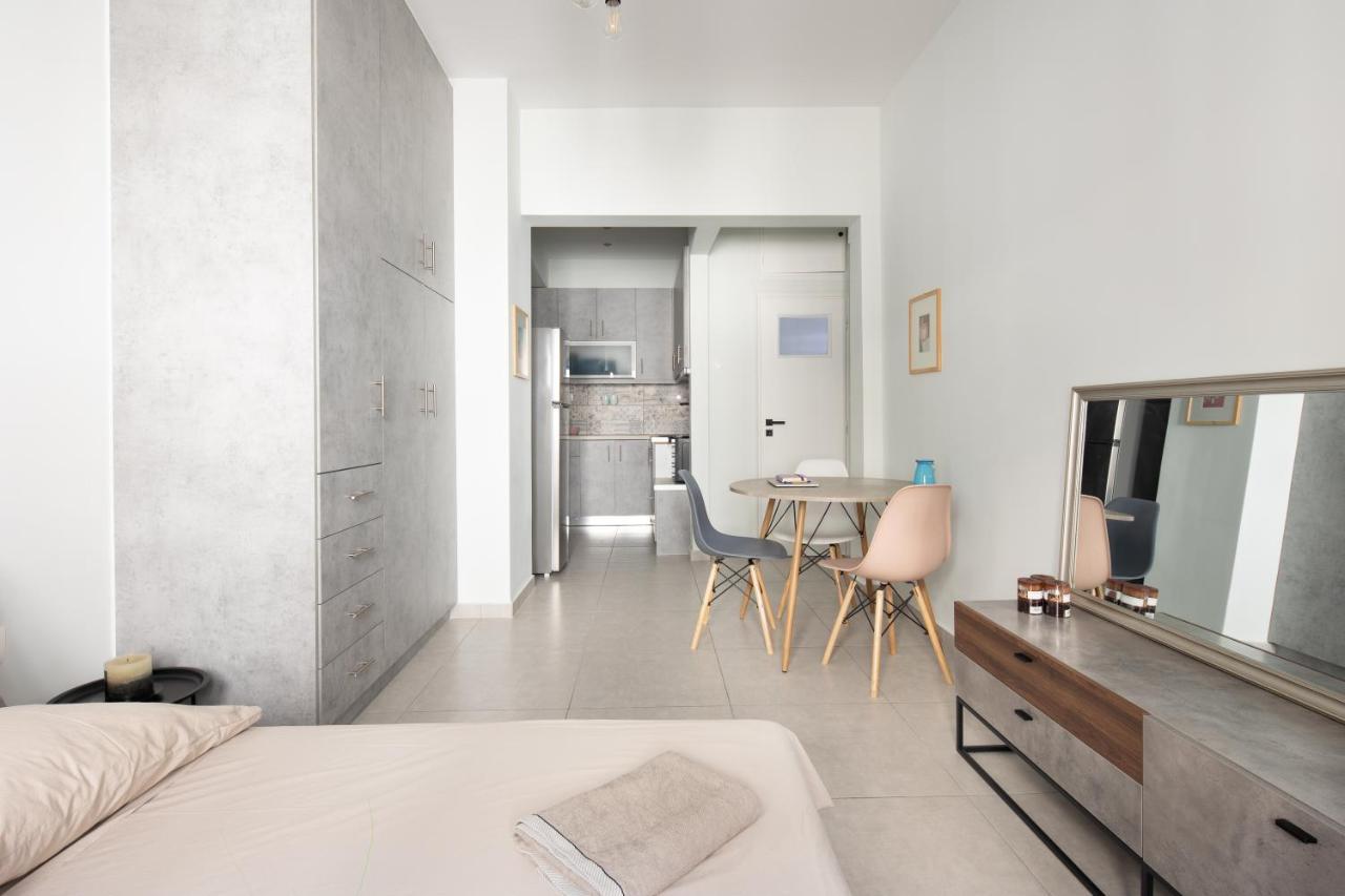 Newly Renovated Cozy Studio Downtown Atena Exterior foto