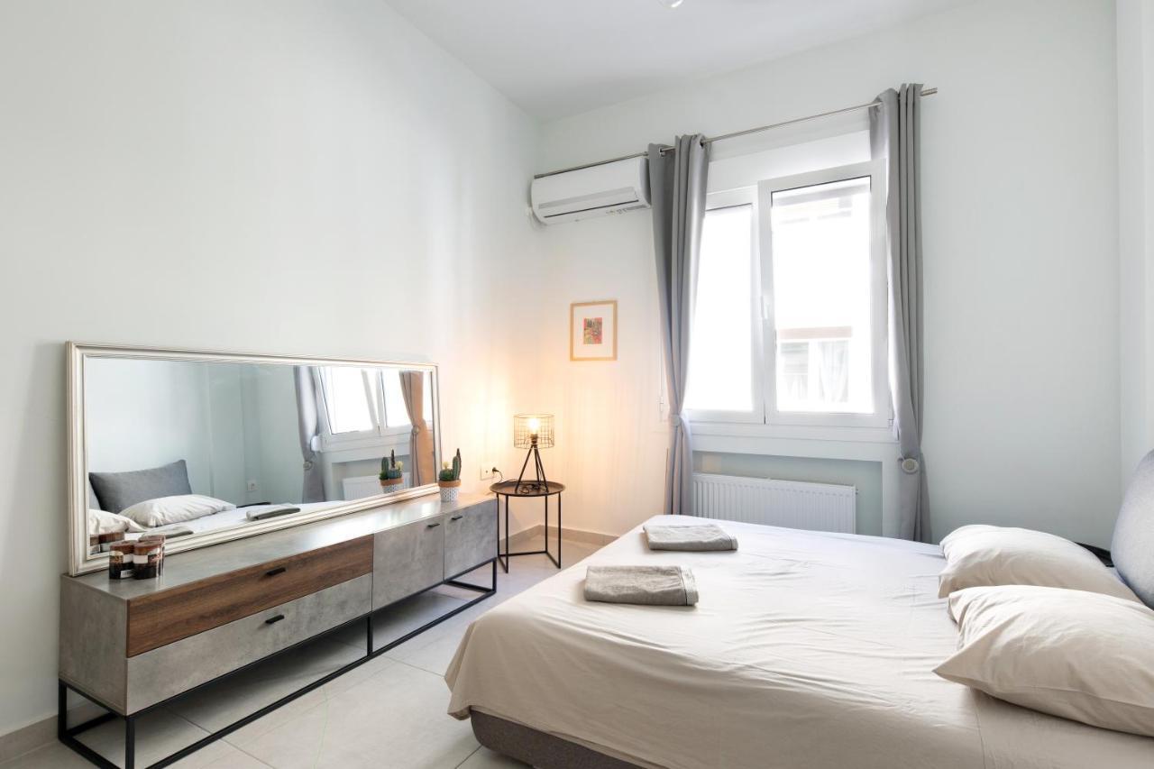 Newly Renovated Cozy Studio Downtown Atena Exterior foto